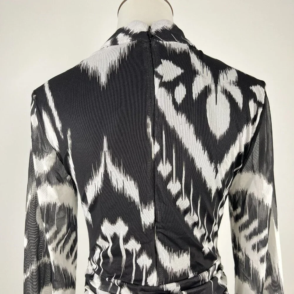 NWOT Farm Rio Pineapple Ikat Tulle Midi Dress Long Sleeves Size XS Black White